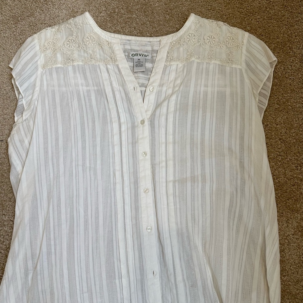 Orvis Women's White Blouse XL Like New
